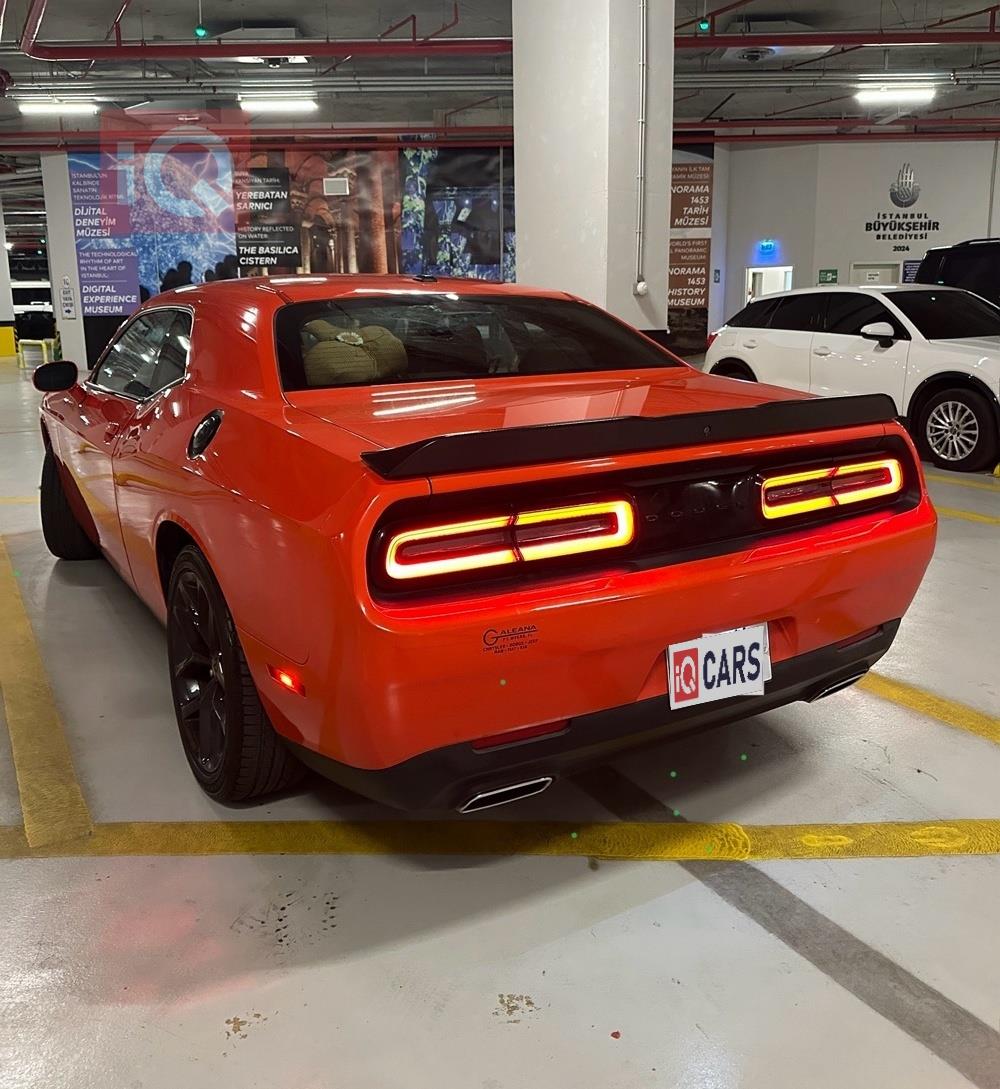 Dodge Challenger